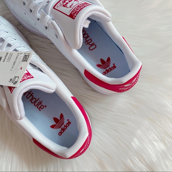 Adidas Stan Smith Sneaker. Big Kid - Picture 4 of 8